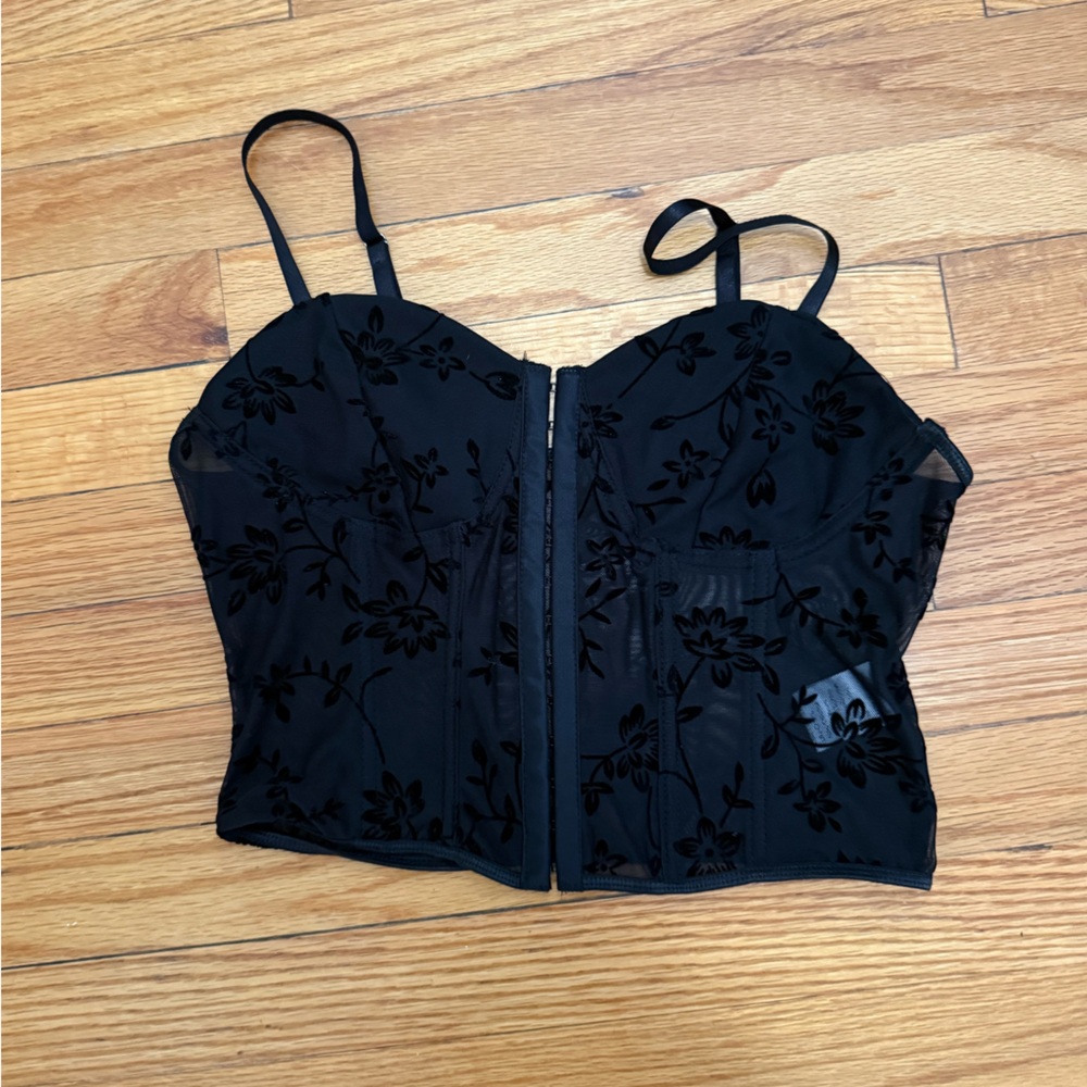 Black Floral Velvet Crop Top